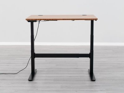 UPLIFT V2 Standing Desk